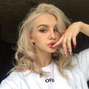 Meet your Posher, Natasha